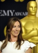 Mirando de reojo su Oscar ? Kathryn Bigelow de "The Hurt Locker" podría convertirse en la primera mujer en ganar un Oscar como mejor directora